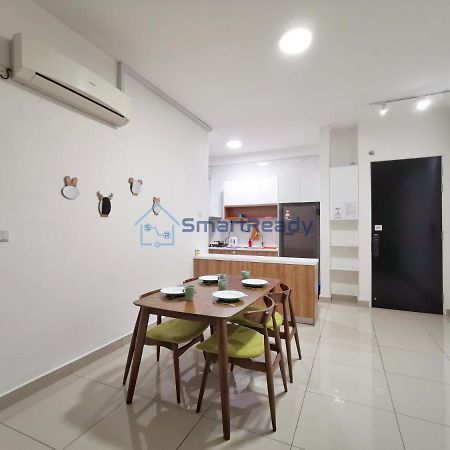 Twin Galaxy Suites By Sr Home Johor Bahru Dış mekan fotoğraf