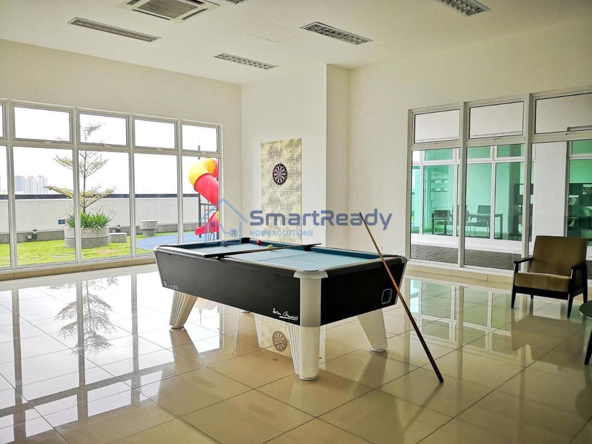 Twin Galaxy Suites By Sr Home Johor Bahru Dış mekan fotoğraf